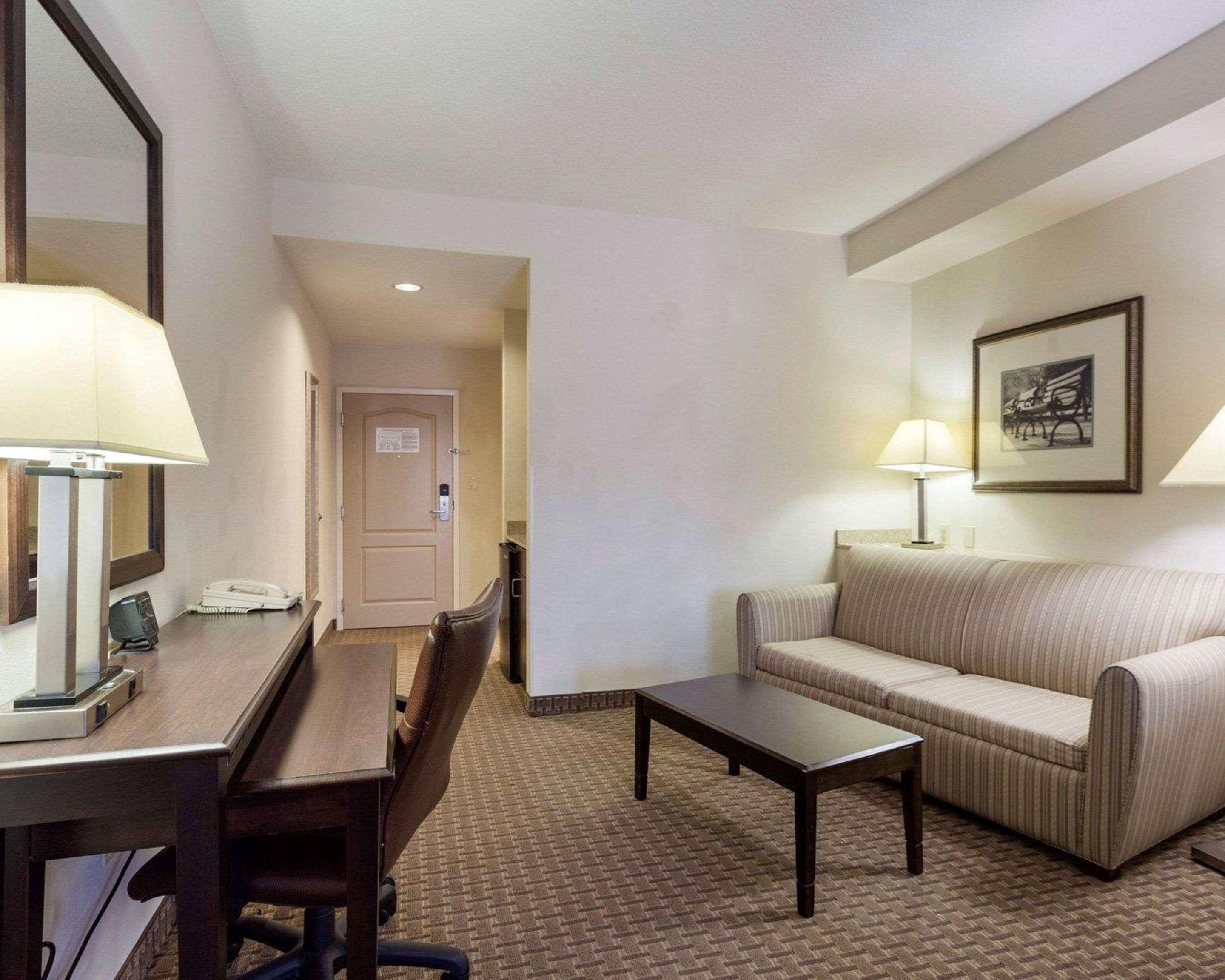 Comfort Suites Olive Branch - Memphis South Eksteriør billede